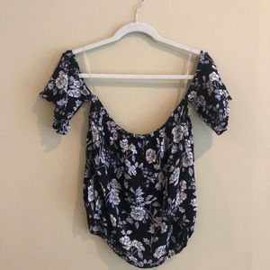 Floral Off-the-Shoulder American Eagle Top